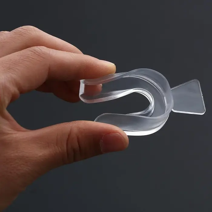 Protège-dents de nuit en silicone pour soins dentaires