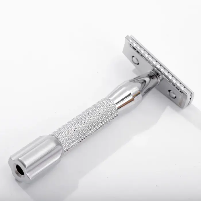 Nouveauté 2026 ! Rasoir de sécurité YAQI Razzo Rocket avec manche en aluminium chromé - Lame de 1