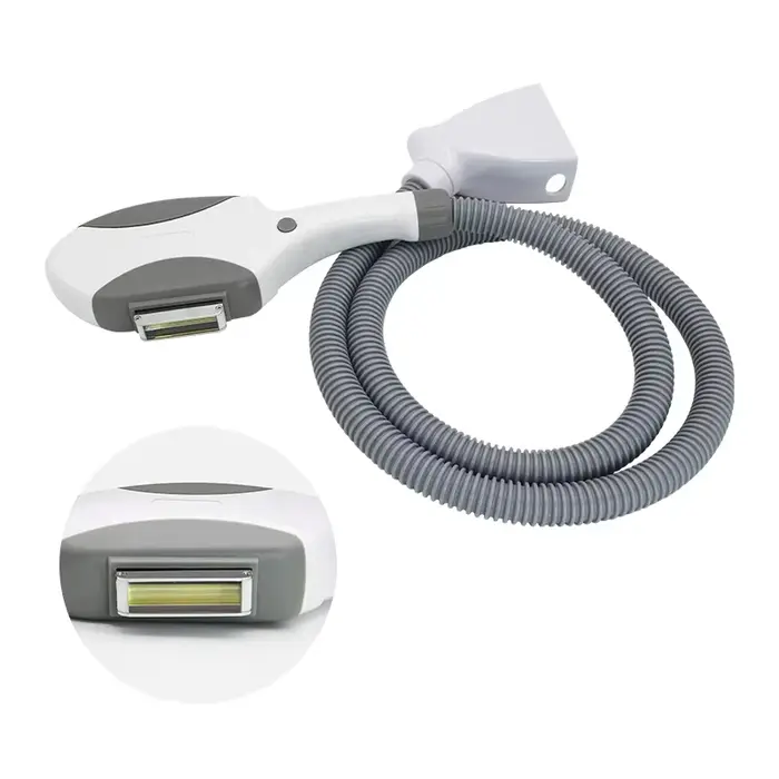 Appareil portable IPL OPT Laser 600 000 impulsions pour l'épilation, le rajeunissement cutané, le bl