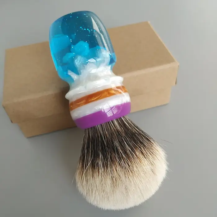 Dscosmetic Coral Manchurian deux brosses à raser en poils de blaireau avec manche en résine pour le