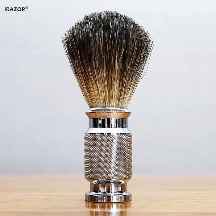 Brosse de rasage classique avec poignée antidérapante