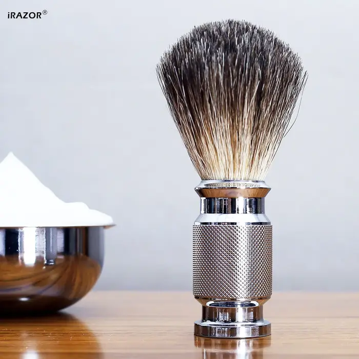 Brosse de rasage classique avec poignée antidérapante