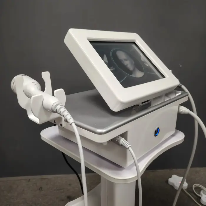 Appareil professionnel électrique multifonctionnel pour le soin de la peau du visage