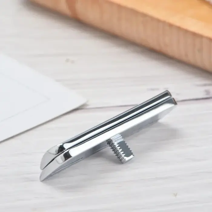 YAQI Excalibur tête de rasoir de sécurité AC couleur chromée à bord unique pour hommes en alliage de Zinc 0.70mm écart