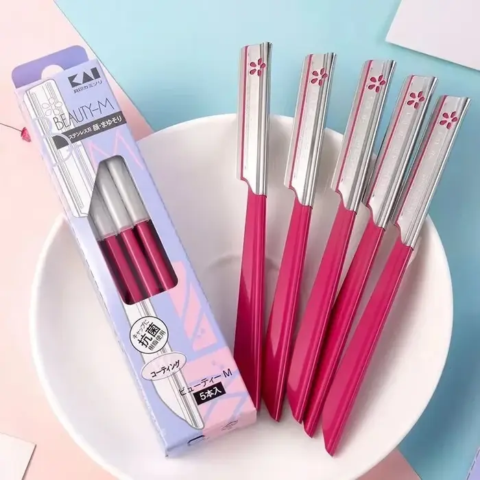 Lot de 5 Kits d'Épilation des Sourcils pour Femmes – Outil de Maquillage et de Beauté pour l'Épilation des Sourcils, Lame en Acier, Rasoir Facial et Tondeuse