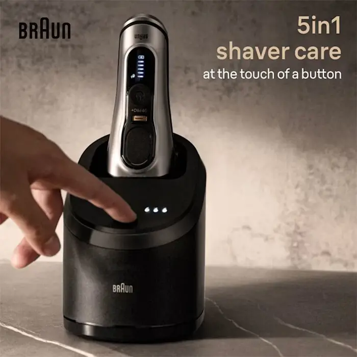 Centre de soins intelligent Braun avec séchage à l'air pour rasoirs électriques