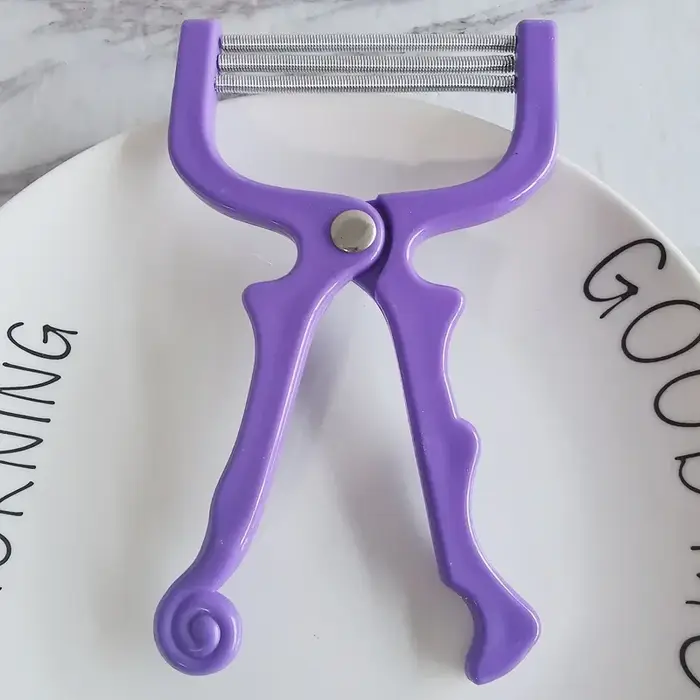 Épilateur facial sûr et réutilisable à ressort manuel pour l'élimination des poils et des moustaches
