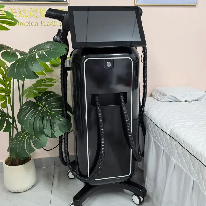 Appareil professionnel 4-en-1 à diode laser 4 longueurs d'onde 5000W 10 barres
