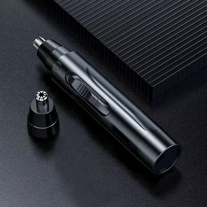 Tondeuse électrique pour le nez