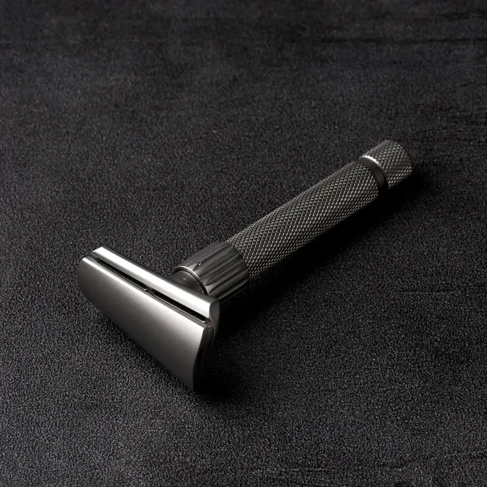Rasoir de sécurité réglable incliné en acier inoxydable Torqx version mate Yaqi