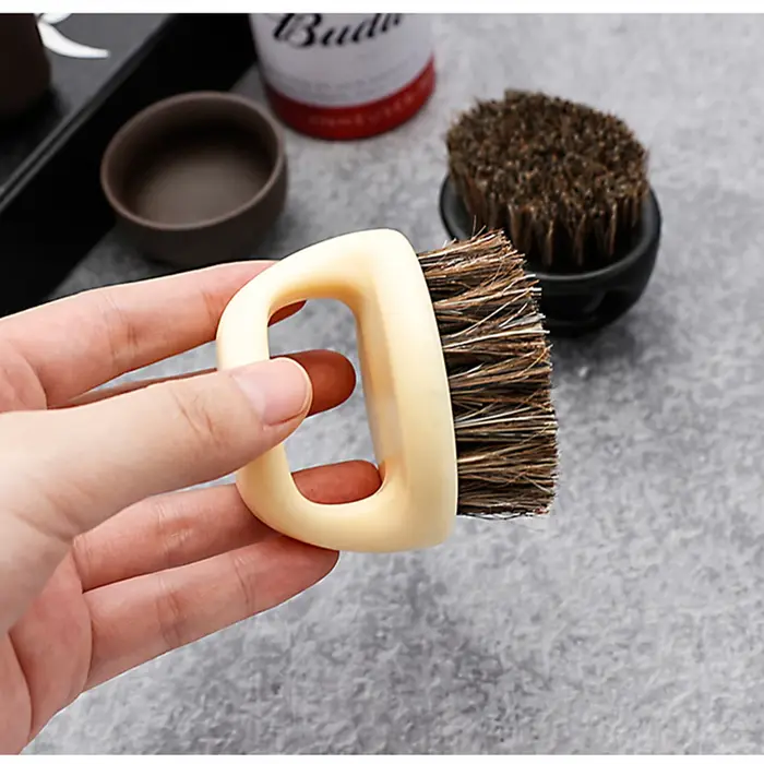 Hommes blaireau Portable barbier barbe brosses Salon visage nettoyage rasoir brosse en plastique cheval poils outils de rasage