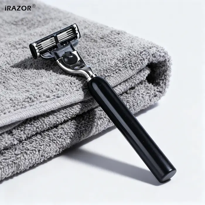 Rasoir manuel pour hommes iRAZOR avec manche en aluminium noir, support de lame remplaçable Compatib