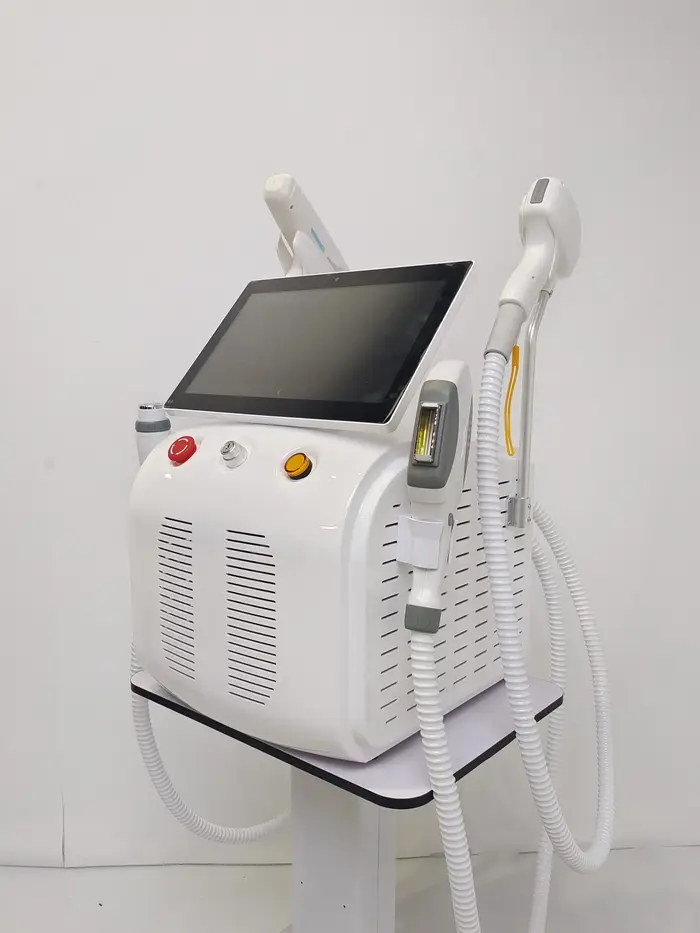 Meilleure vente 4 en 1 Diode Laser Pico 808 carbone Peel RF IPL picoseconde