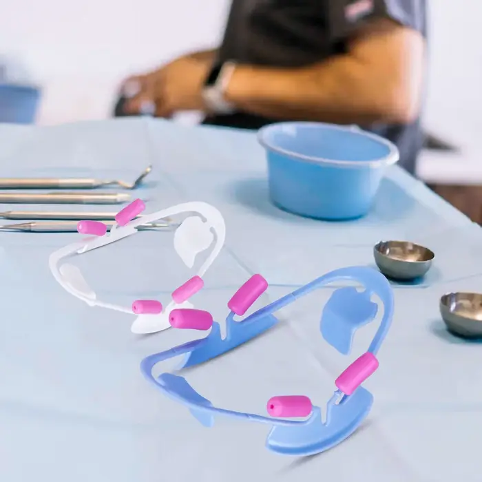 Écarteur de joues en 3D