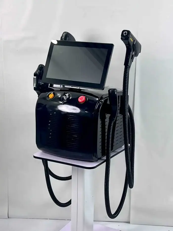 Machine d'épilation indolore 4-en-1 Soprano Titanium Ice Platinum RF Diode 755 808 940 1064nm 4 ondes laser ND:YAG 2026