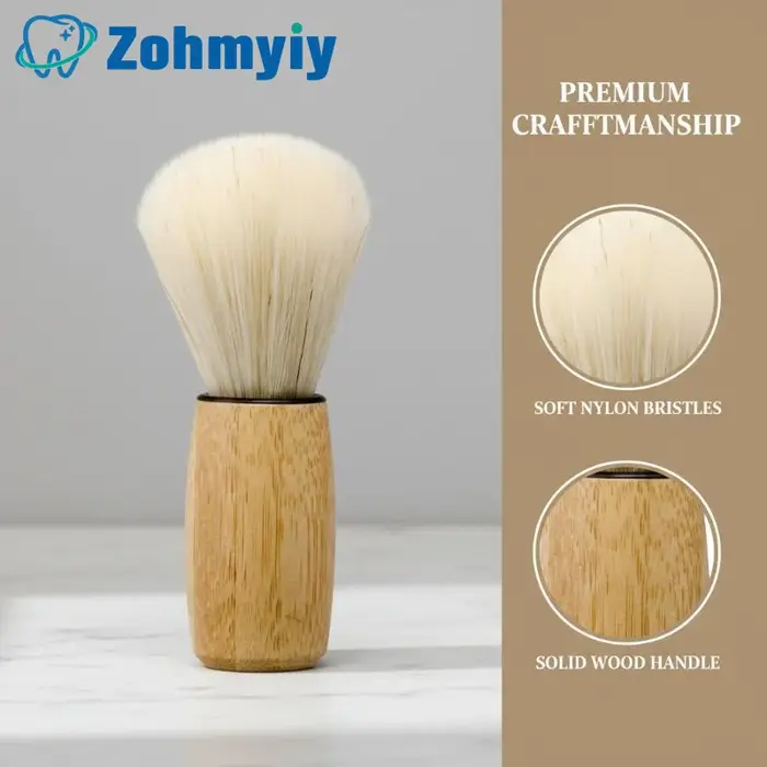 1 Brosse à raser la barbe avec manche en bois et poils naturels