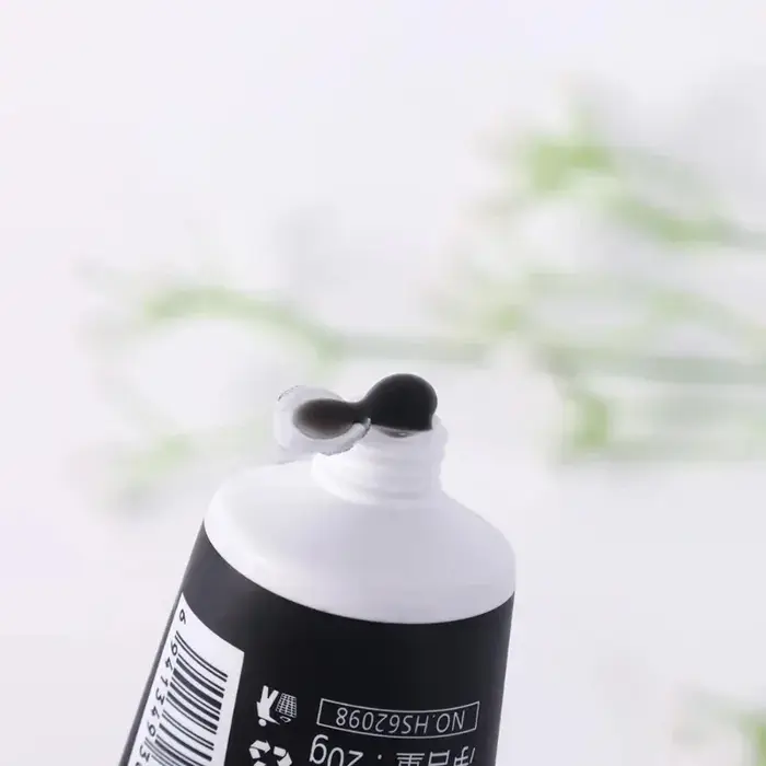 Masque dissolvant de points noirs pour le visage