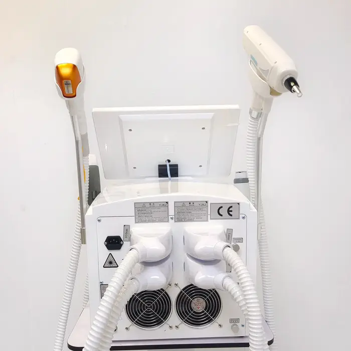 Appareil d'épilation au laser diode 4-en-1 Soprano
