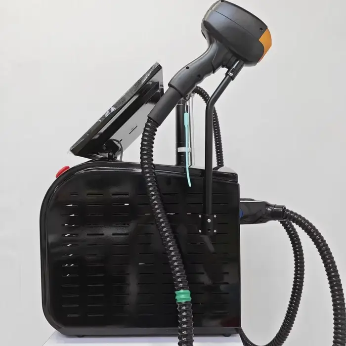 Soprano 2-en-1 titane glace platine Diode 755nm 808nm 1064nm 940nm quatre longueurs d'onde ND:YAG Laser indolore Machine d'épilation