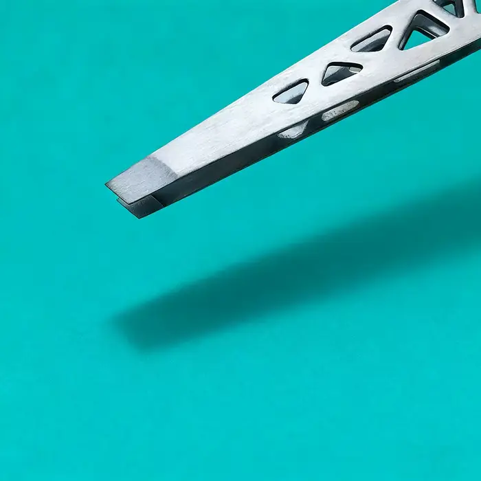 Pincettes de précision professionnelles en acier inoxydable, pointes plates et angulaires pour façon