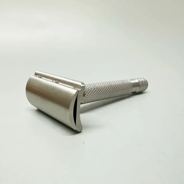 Rasoir de sécurité en acier inoxydable FS-316L avec style MATTE & SHINE, 100% CNC usiné, poli à la m