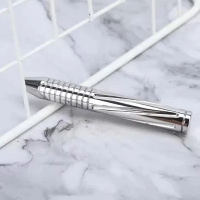 Nouveauté 2026 ! Rasoir de sécurité YAQI BULLET en acier inoxydable poli et laiton pour homme