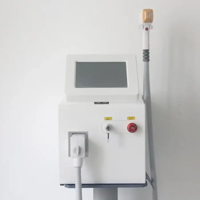 Machine d'épilation à diode 4000W haute puissance 755nm 808nm 1064nm
