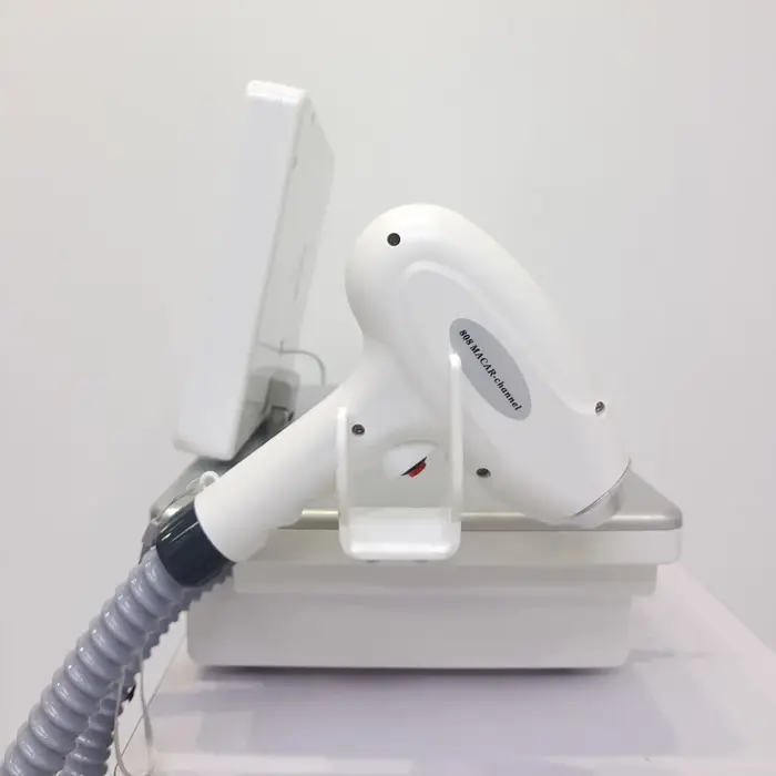 Mini appareil d'épilation au laser à diode professionnel 810 nm