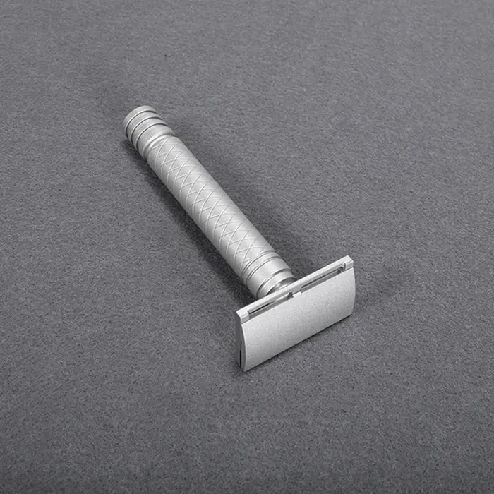Rasoir léger en alliage d'aluminium à Double tranchant pour hommes, sécurité manuelle CNC, poignée a