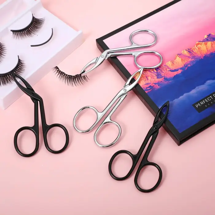 Pince à épiler pour les sourcils