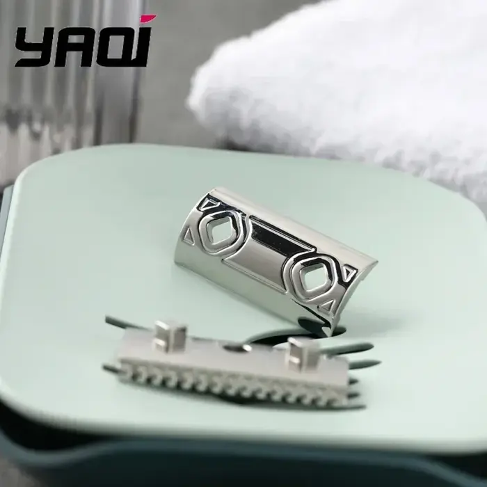 Tête de rasoir de sécurité YAQI Harlequin 2026 en acier inoxydable 316 poli avec interstice de lame de 0,90 mm