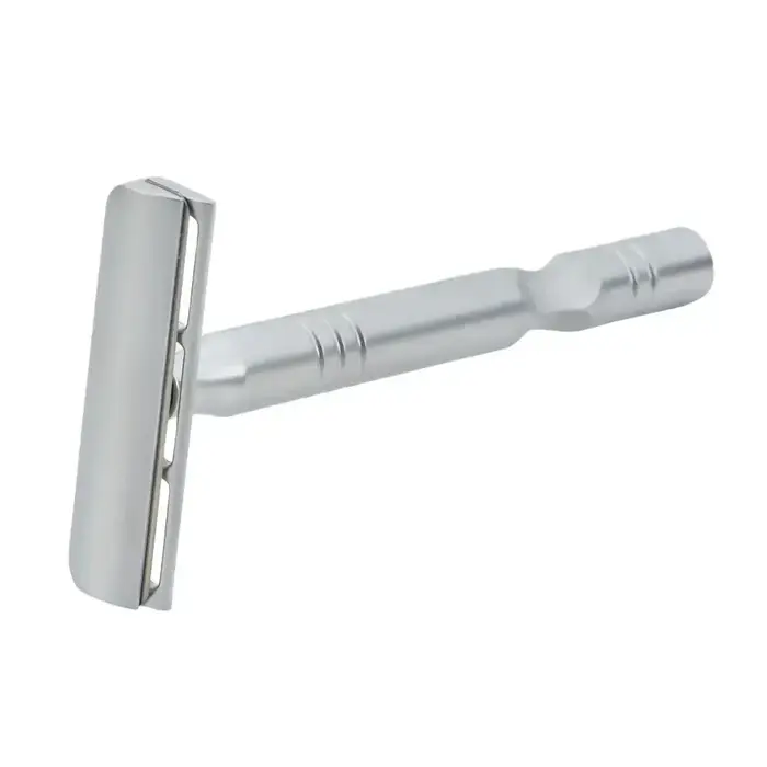 Rasoir YAQI couleur Chrome mat lame AC Excalibur