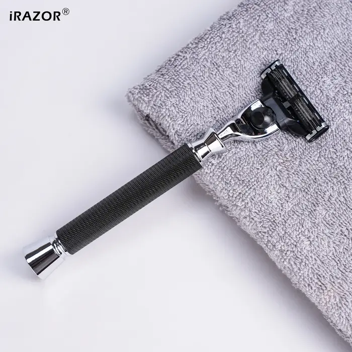 IRAZOR Rasoir manuel pour homme avec manche antidérapant texturé noir compatible avec la cartouche de lame Mach 3 pour un rasage fluide