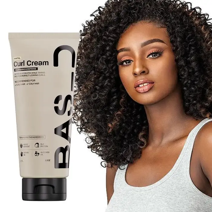 Crème hydratante et définissante pour boucles BASED Santal