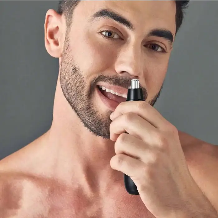 Tondeuse électrique pour le nez et le nez