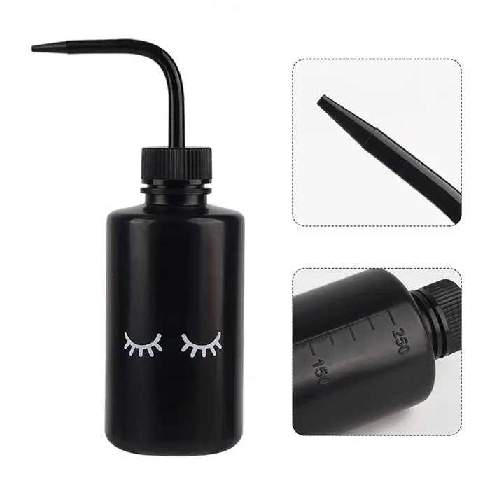 Solution de nettoyage à usage unique spécialement conçue pour les extensions de cils