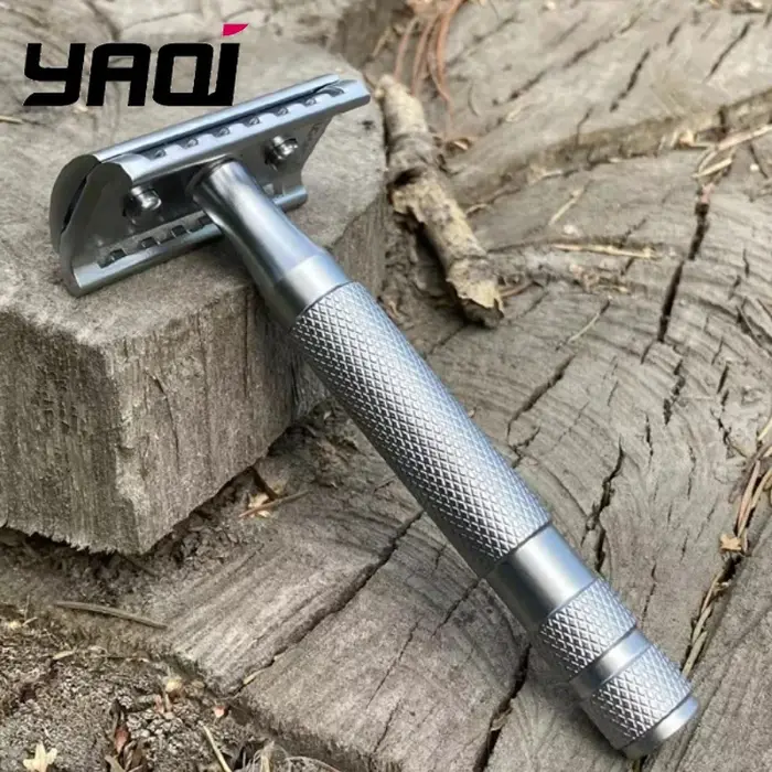 Rasoir de sécurité pour homme 2026 YAQI KNIGHT-HELMET avec manche en acier inoxydable et tête