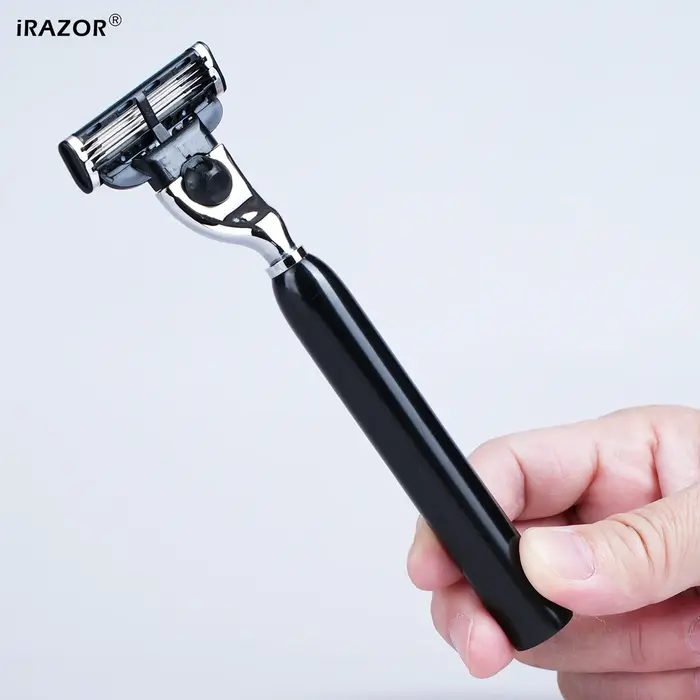 Rasoir manuel pour hommes iRAZOR avec manche en aluminium noir