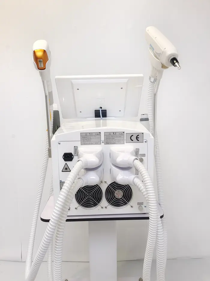Meilleure vente 4 en 1 Diode Laser Pico 808 carbone Peel RF IPL picoseconde