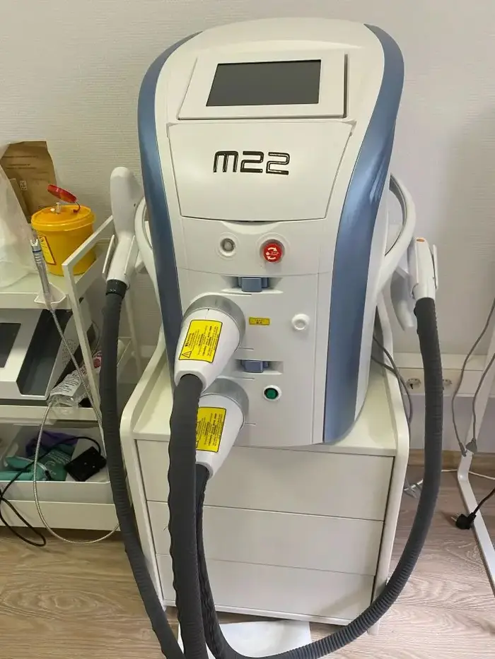 Vente flash - Machine à laser OPT IPL M22 pour le rajeunissement de la peau