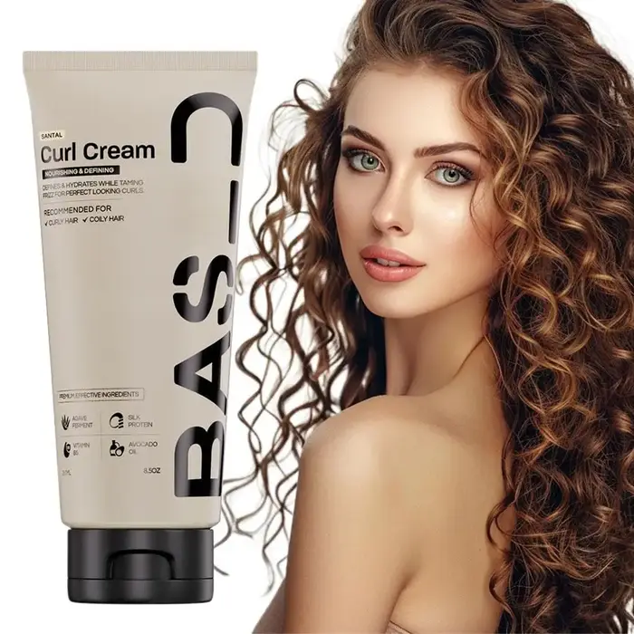 Crème hydratante et définissante pour boucles BASED Santal