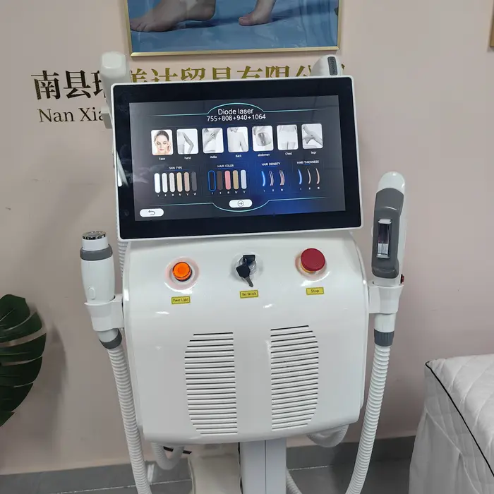 Épilateur professionnel FAC 4-en-1 Soprano Titanium Diode IPL Nd Yag Picoseconde OPT pour l'épilation et le détatouage