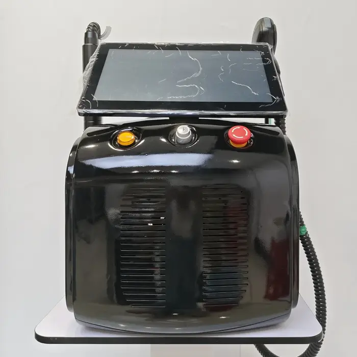 Machine d'épilation à technologie FAC 4 en 1 Soprano Titanium Ice 755 808 940 1064nm ND YAG RF IPL Indolore