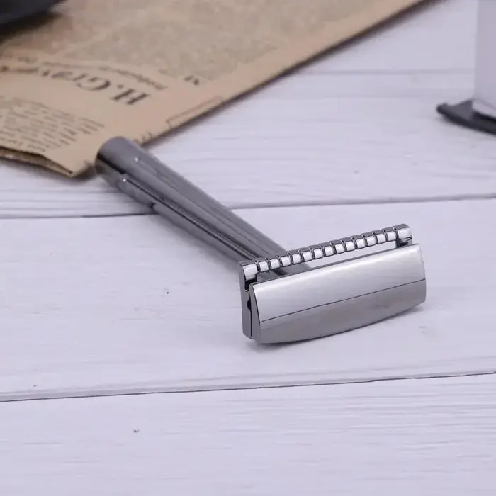 Rasoir à barbe YAQI SE Katana Globe Trotter 2026, rasoir de sécurité à lame unique pour hommes, objets de collection, cadeau d'anniversaire