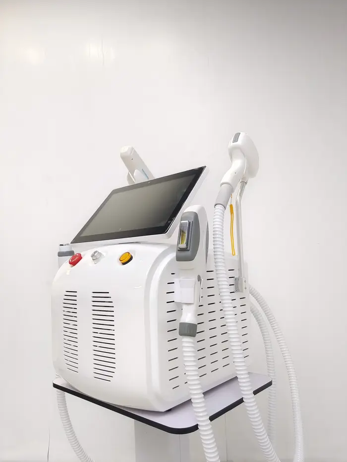 Meilleure vente 4 en 1 Diode Laser Pico 808 carbone Peel RF IPL picoseconde
