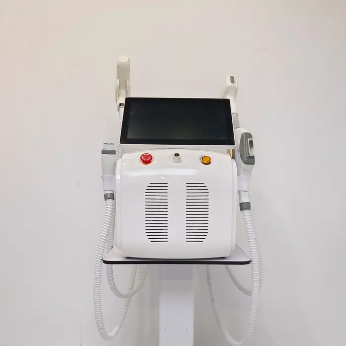 Appareil d'épilation au laser diode 4-en-1 Soprano