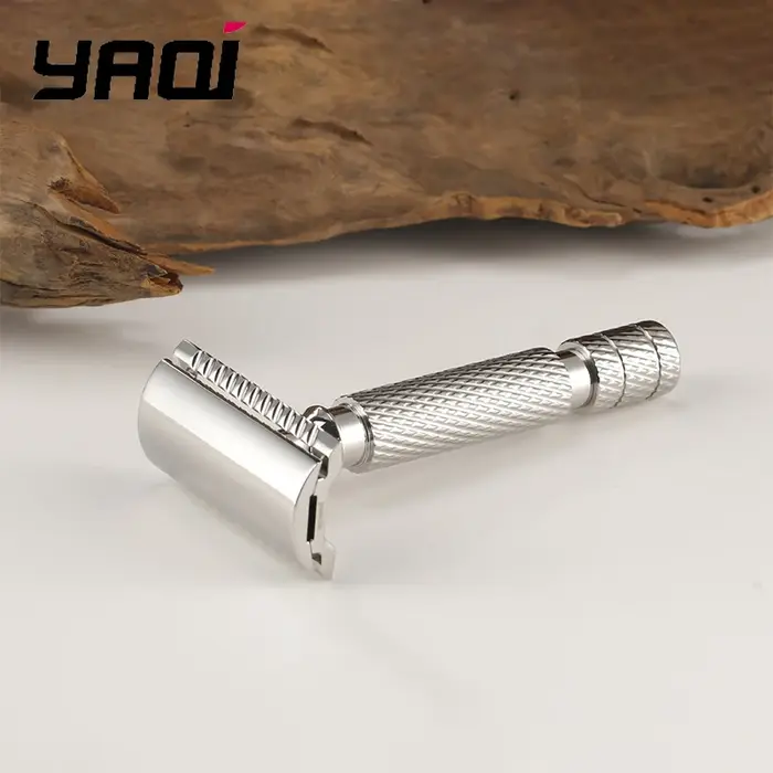 Rasoir de sécurité Yaqi 2026 PILOT en acier inoxydable - Lame de 0,95 mm, longueur de manche de 84 mm, diamètre de 12 mm pour une expérience de rasage en douceur