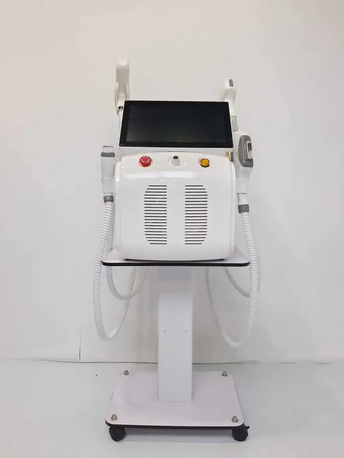 Appareil d'épilation indolore 4-en-1 2026 Soprano Titanium Ice Platinum RF Pico DPL Diode Laser 755 808 940 1064nm 4 Ondes ND:YAG